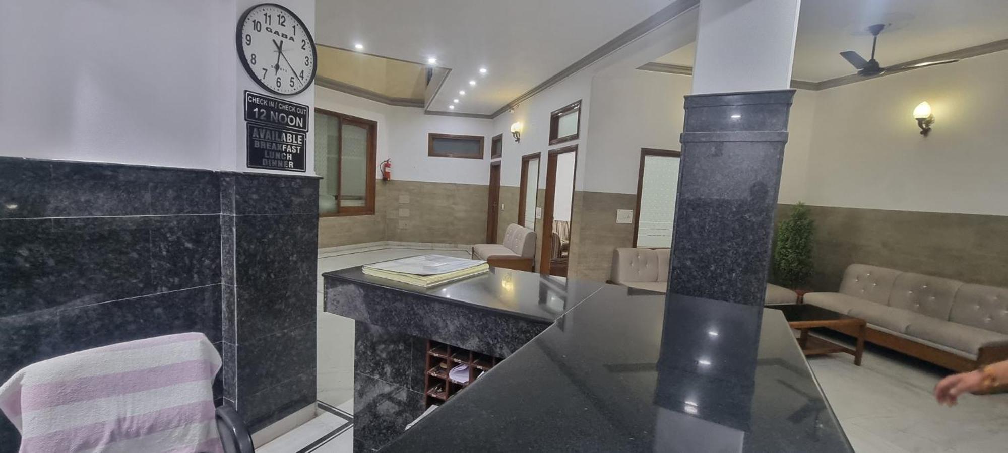 Hotel Har Ki Pauri By Around Stays Haridwār المظهر الخارجي الصورة