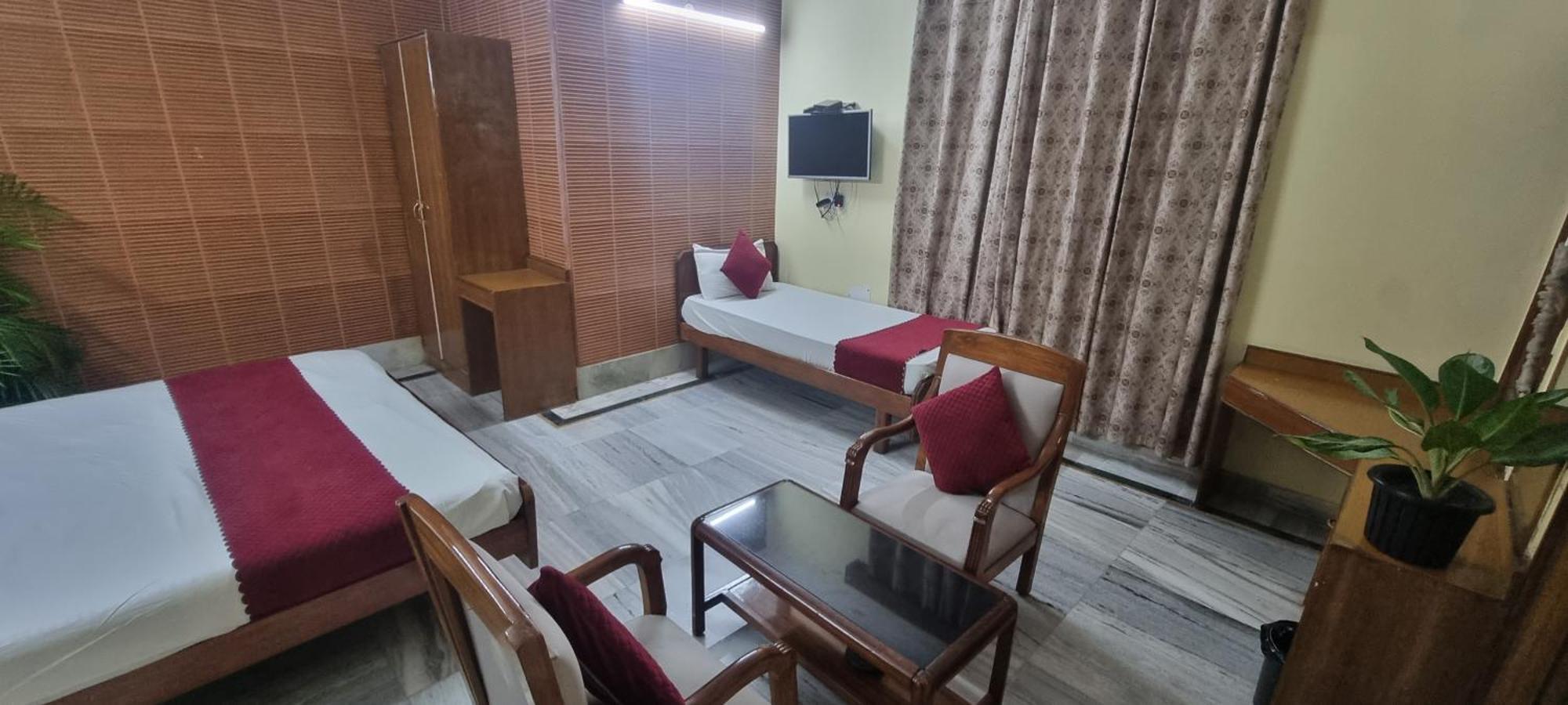Hotel Har Ki Pauri By Around Stays Haridwār المظهر الخارجي الصورة